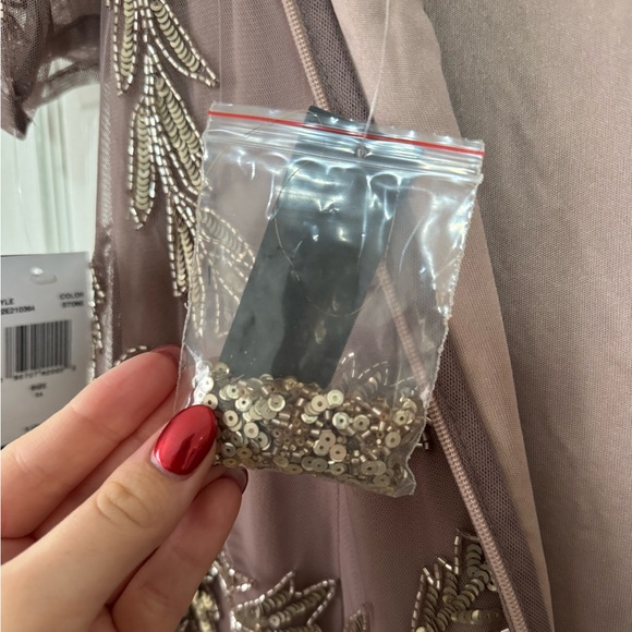 NWT Papell Boutique Womens Short Sleeve Beaded Evening Gown - Stone - Picture 13 of 16